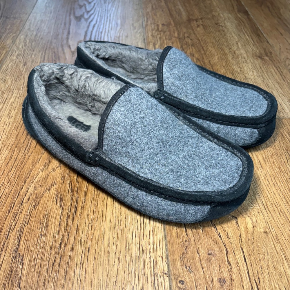 UGG Ascot‎ Wool Slippers Loafers Gray Black Mens Size 7